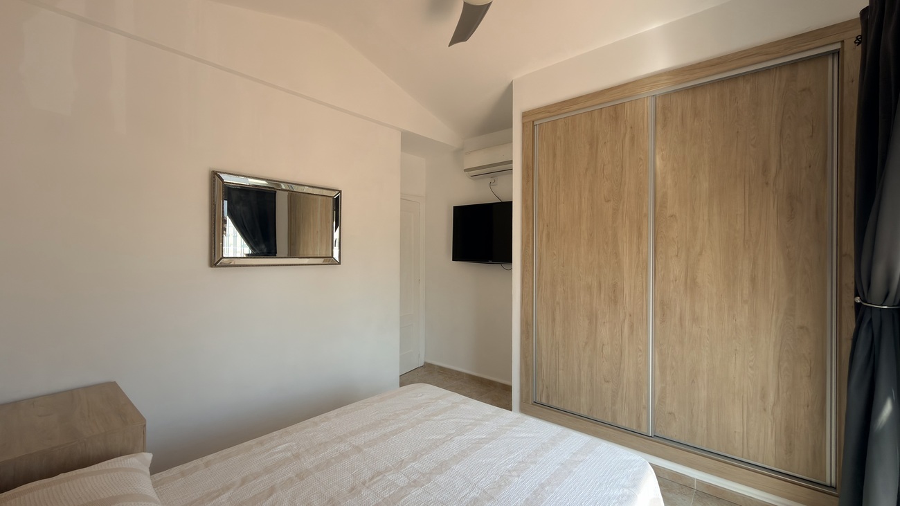 Resale - 3 Bedroom 2 Bathroom Villa in Orihuela Costa - Costa Blanca  - Alicante