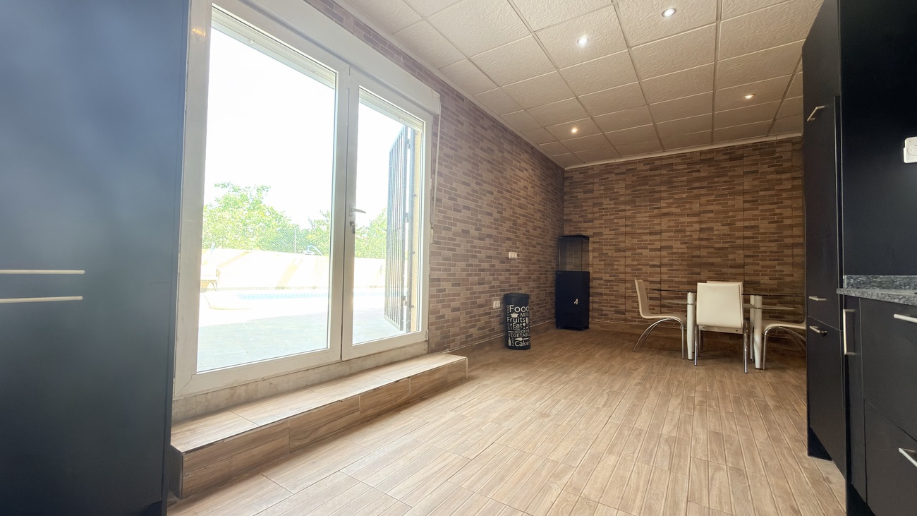 Resale - 3 Bedroom 2 Bathroom Villa in Orihuela Costa - Costa Blanca  - Alicante