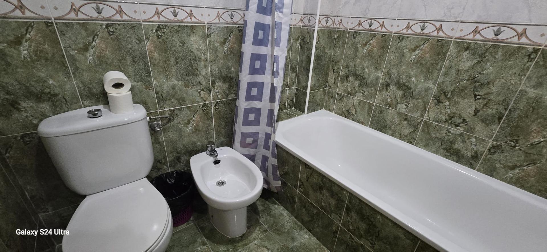 Resale - 3 Bedroom 2 Bathroom Apartment in Torrevieja - Torrevieja  - Alicante