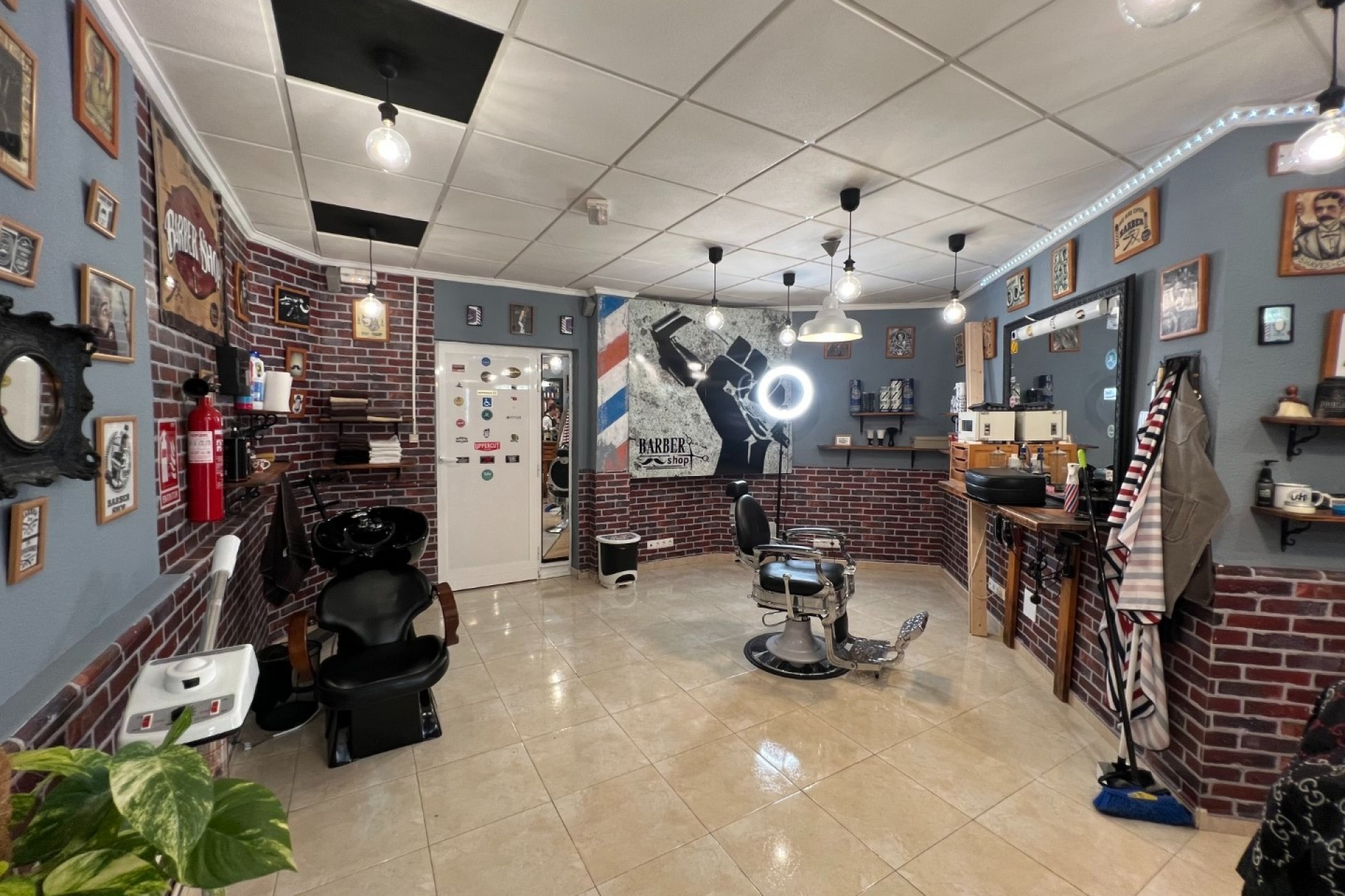 For sale - Commercial in Guardamar del Segura - Centro  - Costa Blanca (Alicante)