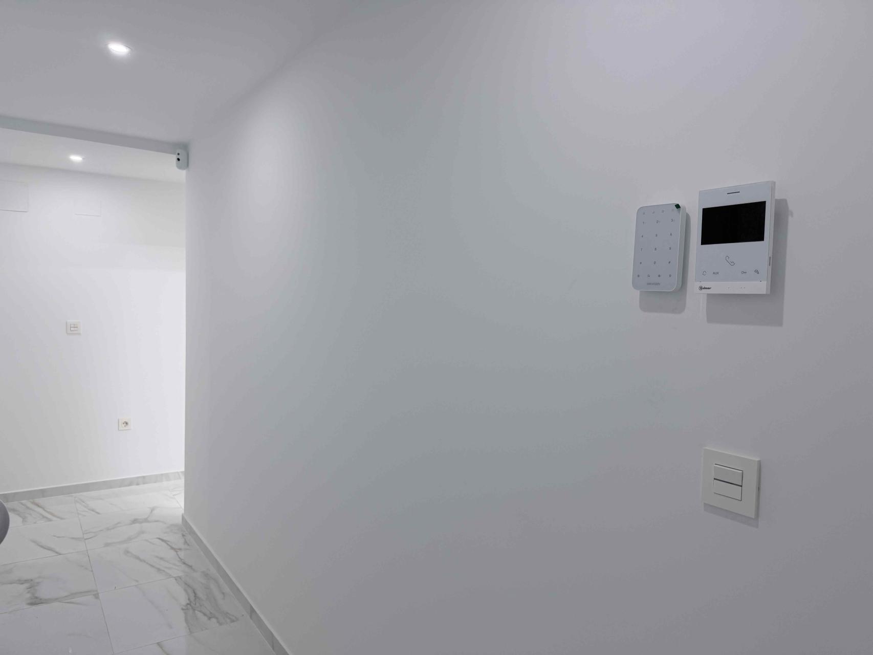 Resale - 2 Bedroom 1 Bathroom Apartment in Torrevieja - Costa Blanca  - Alicante