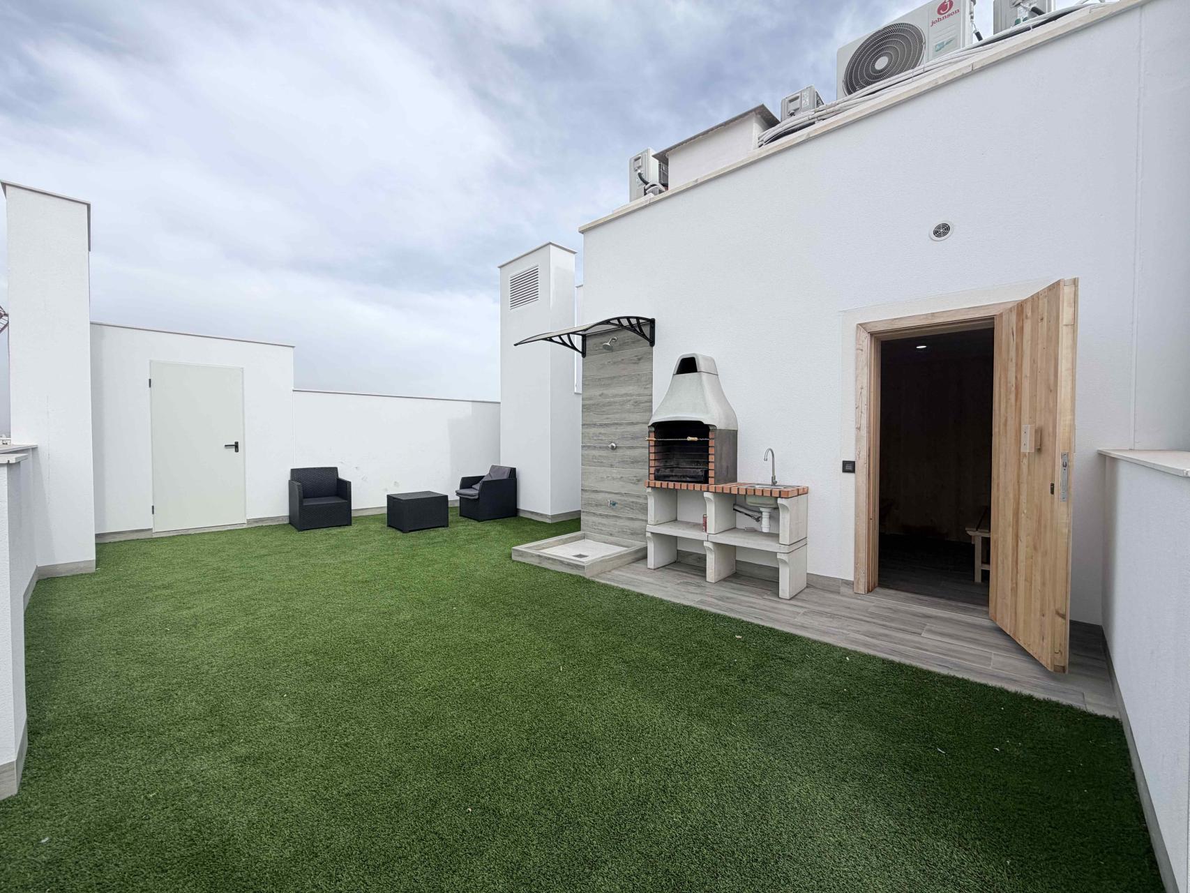 Resale - 2 Bedroom 1 Bathroom Apartment in Torrevieja - Costa Blanca  - Alicante