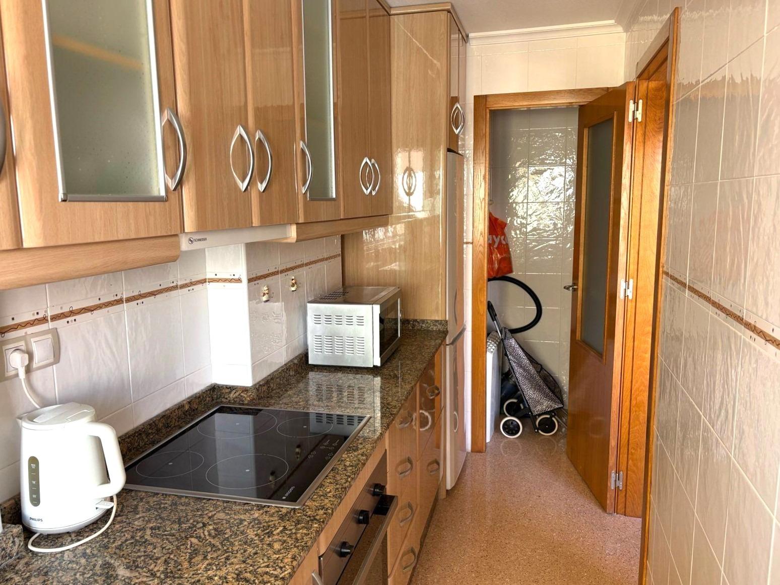 Resale - 2 Bedroom 1 Bathroom Apartment in Torrevieja - Centro  - Alicante
