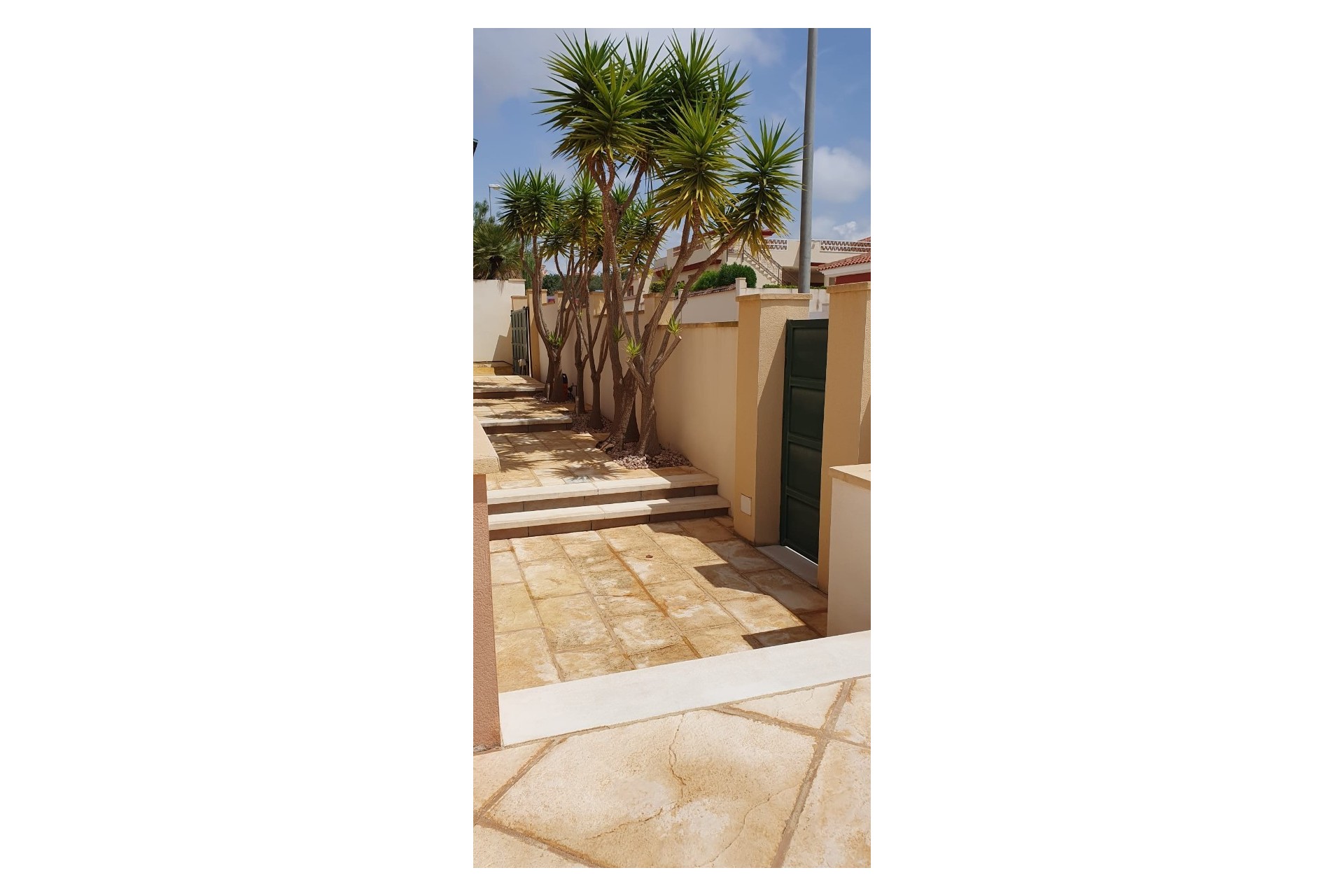 For sale - 4 Bedroom 2 Bathroom Villa Detached in Ciudad Quesada - Ciudad Quesada  - Costa Blanca (Alicante)
