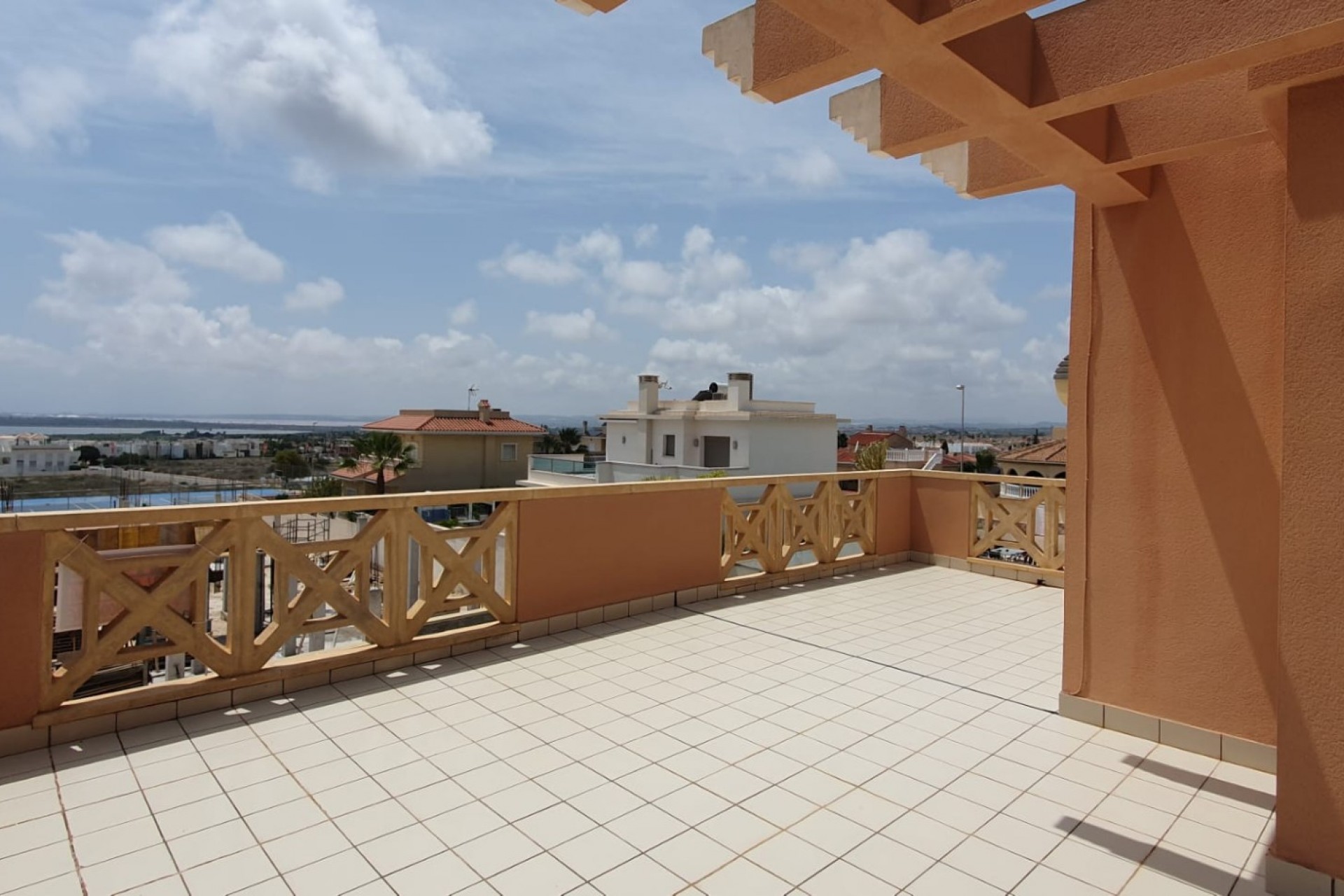For sale - 4 Bedroom 2 Bathroom Villa Detached in Ciudad Quesada - Ciudad Quesada  - Costa Blanca (Alicante)