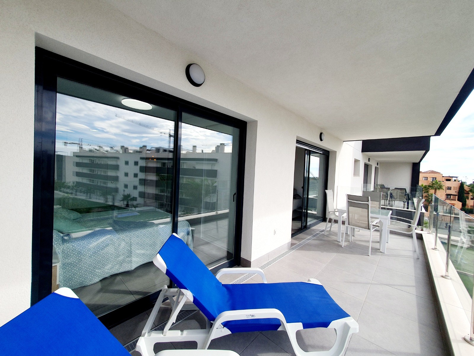 Resale - 2 Bedroom 2 Bathroom Apartment in Orihuela Costa - Costa Blanca  - Alicante