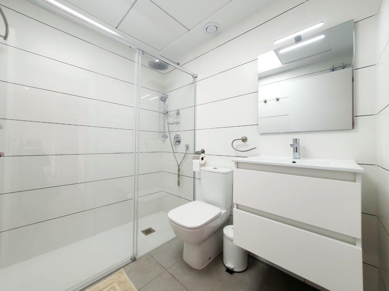 Resale - 2 Bedroom 2 Bathroom Apartment in Orihuela Costa - Costa Blanca  - Alicante