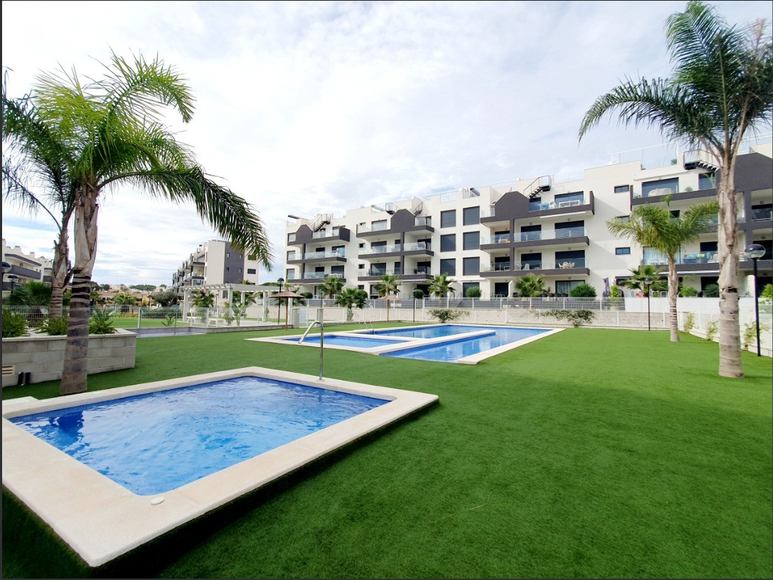 Resale - 2 Bedroom 2 Bathroom Apartment in Orihuela Costa - Costa Blanca  - Alicante