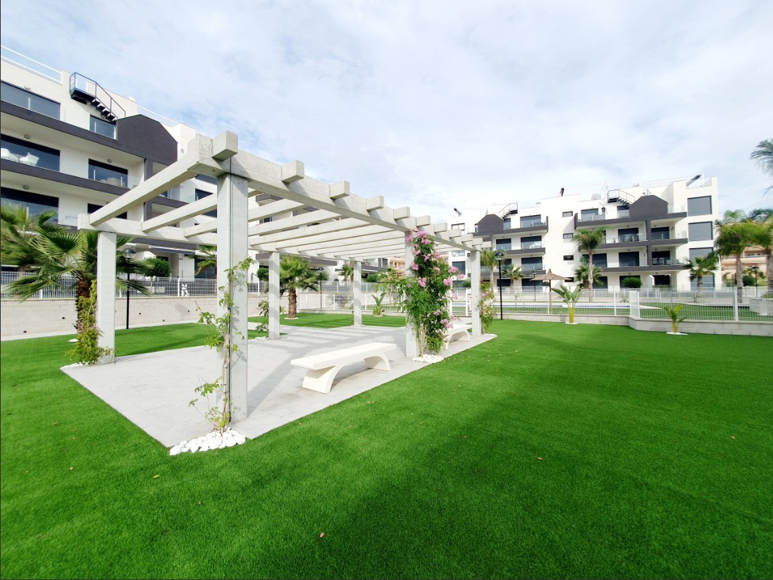 Resale - 2 Bedroom 2 Bathroom Apartment in Orihuela Costa - Costa Blanca  - Alicante