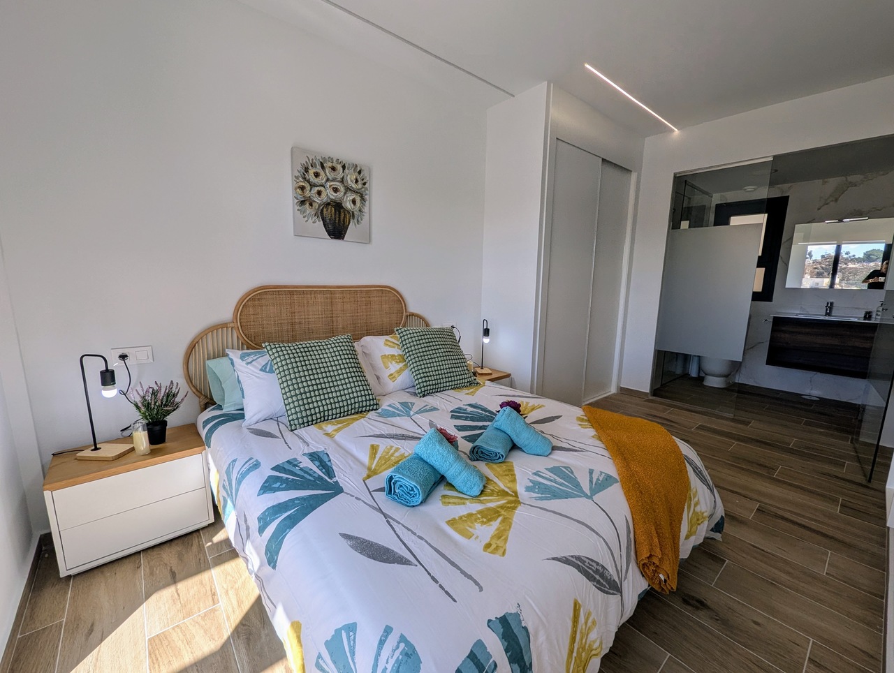 Resale - 2 Bedroom 2 Bathroom Penthouse in Villamartin - Costa Blanca  - Alicante