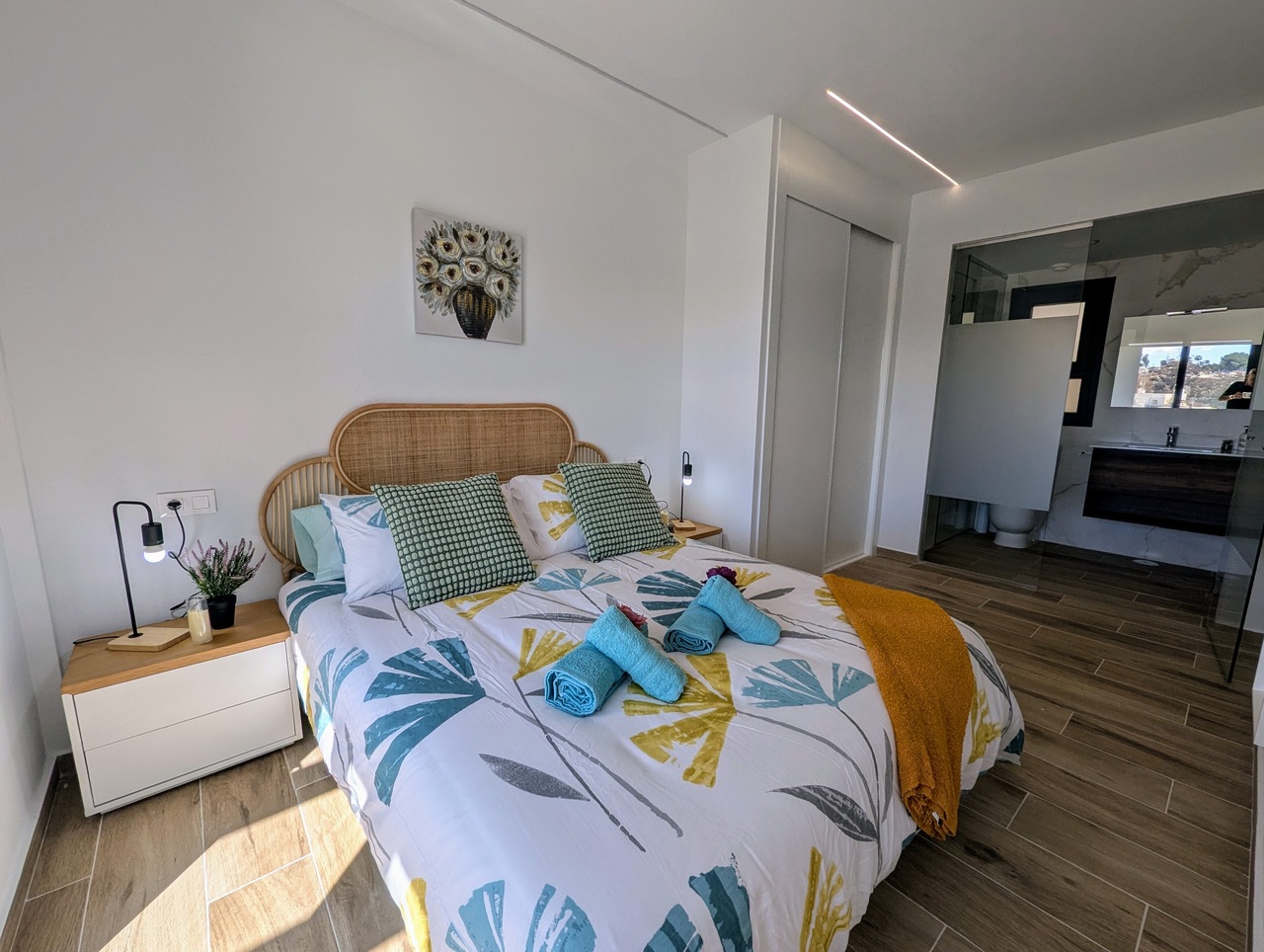 Resale - 2 Bedroom 2 Bathroom Penthouse in Villamartin - Costa Blanca  - Alicante