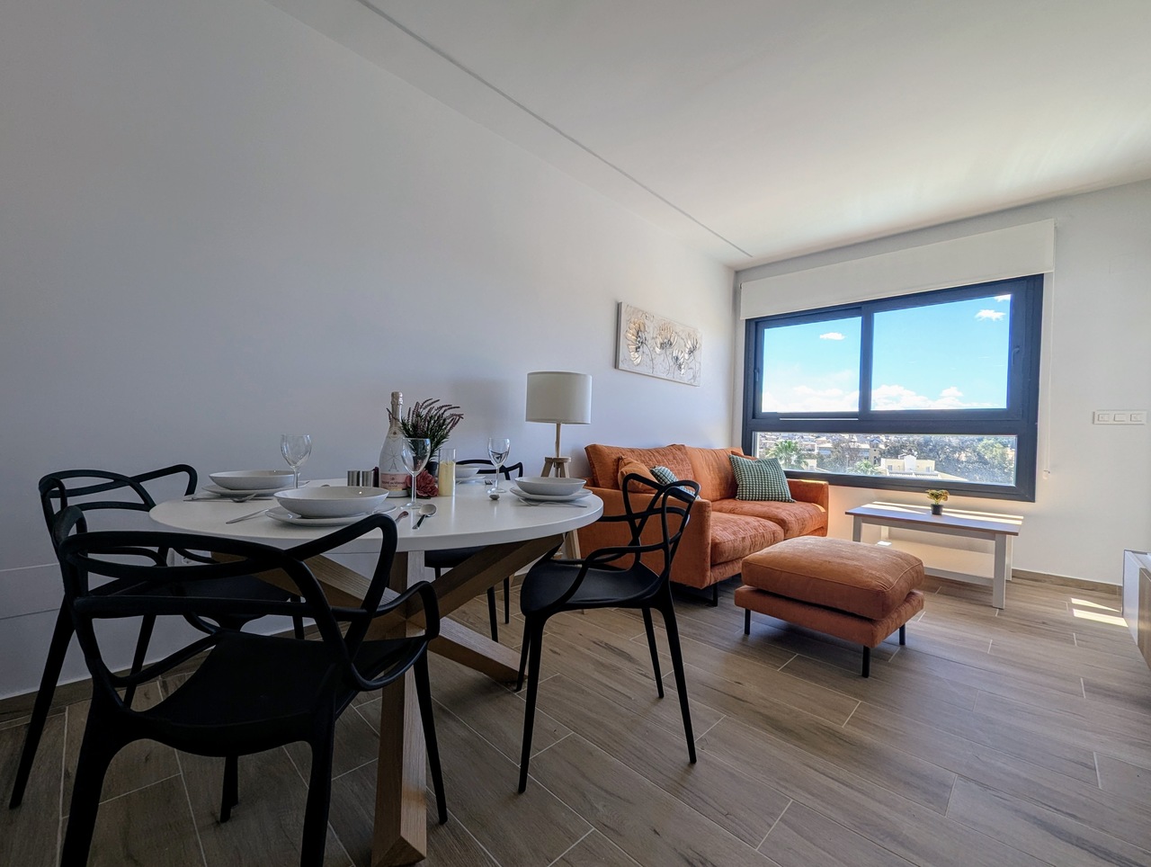 Resale - 2 Bedroom 2 Bathroom Penthouse in Villamartin - Costa Blanca  - Alicante