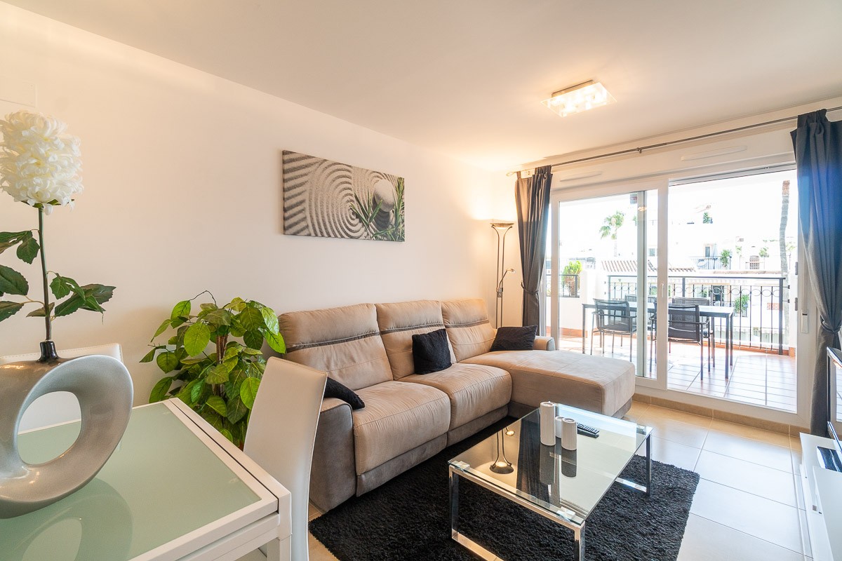 Resale - 2 Bedroom 1 Bathroom Apartment in Orihuela Costa - Costa Blanca  - Alicante