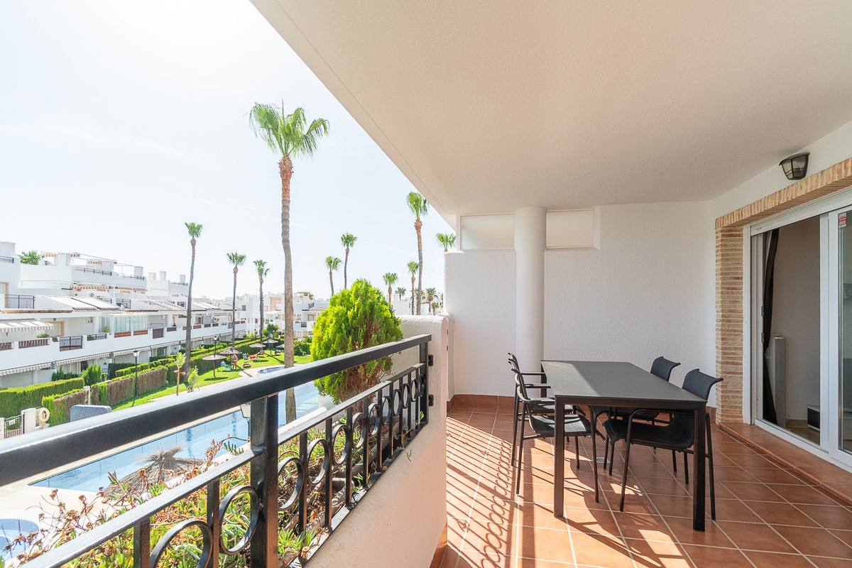 Resale - 2 Bedroom 1 Bathroom Apartment in Orihuela Costa - Costa Blanca  - Alicante