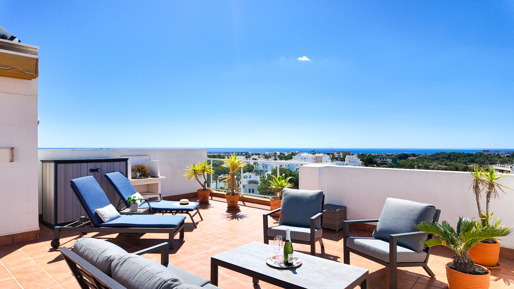 Resale - 2 Bedroom 2 Bathroom Apartment in Orihuela Costa - Costa Blanca  - Alicante