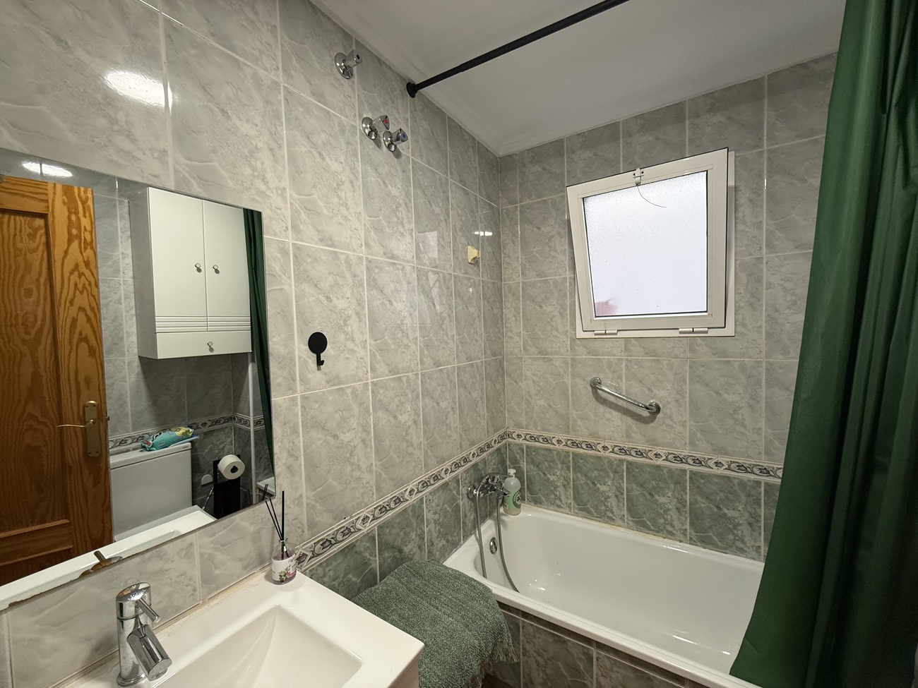 For sale - 2 Bedroom 1 Bathroom Apartment in Torrevieja - Costa Blanca  - Alicante