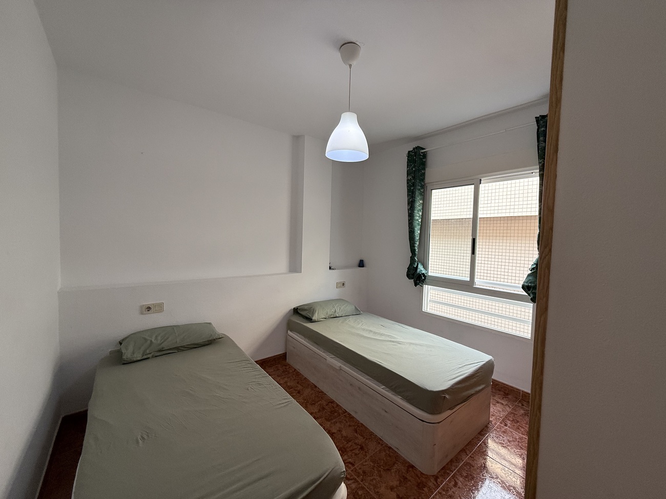 For sale - 2 Bedroom 1 Bathroom Apartment in Torrevieja - Costa Blanca  - Alicante