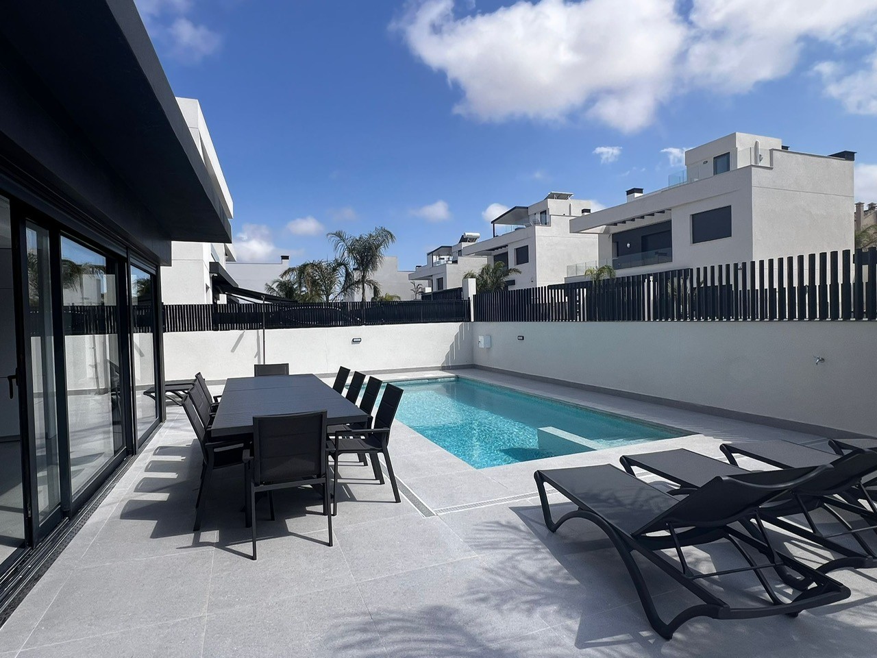 For sale - 5 Bedroom 4 Bathroom Villa in Algorfa - Inland  - Alicante