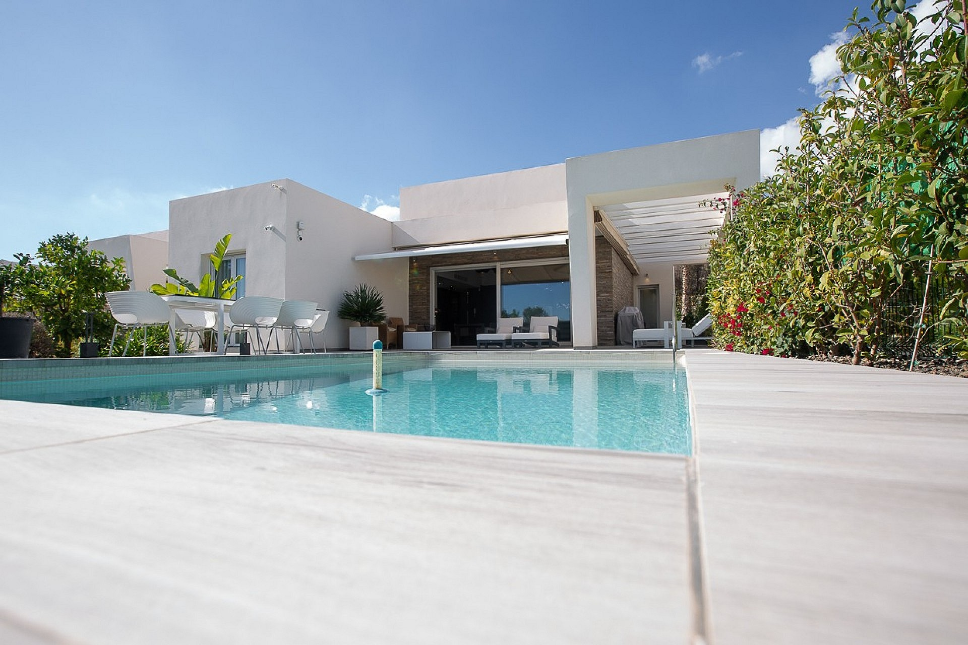 For sale - 2 Bedroom 2 Bathroom Villa in La Finca Golf Resort - Inland  - Alicante