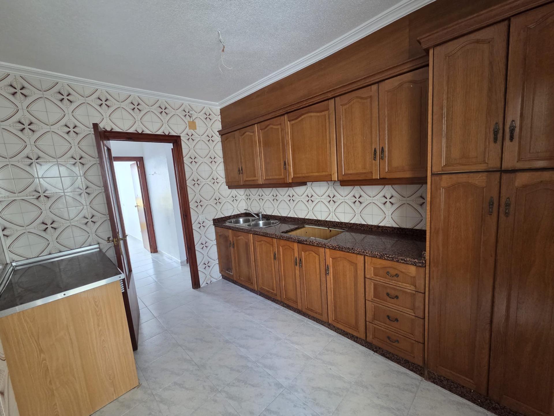 For sale - 3 Bedroom 2 Bathroom Apartment in Torrevieja - Las Piscinas Naturales  - Alicante