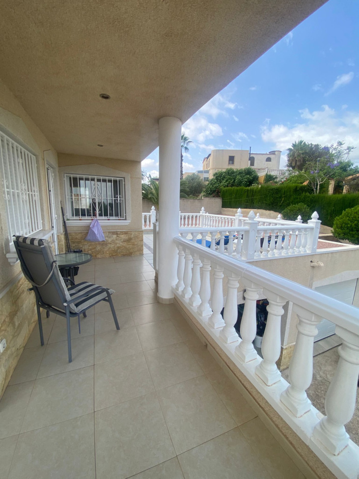 For sale - 3 Bedroom 2 Bathroom Villa in Algorfa - Inland  - Alicante