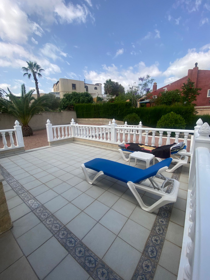 For sale - 3 Bedroom 2 Bathroom Villa in Algorfa - Inland  - Alicante