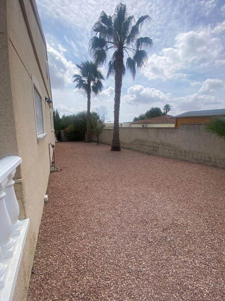For sale - 3 Bedroom 2 Bathroom Villa in Algorfa - Inland  - Alicante