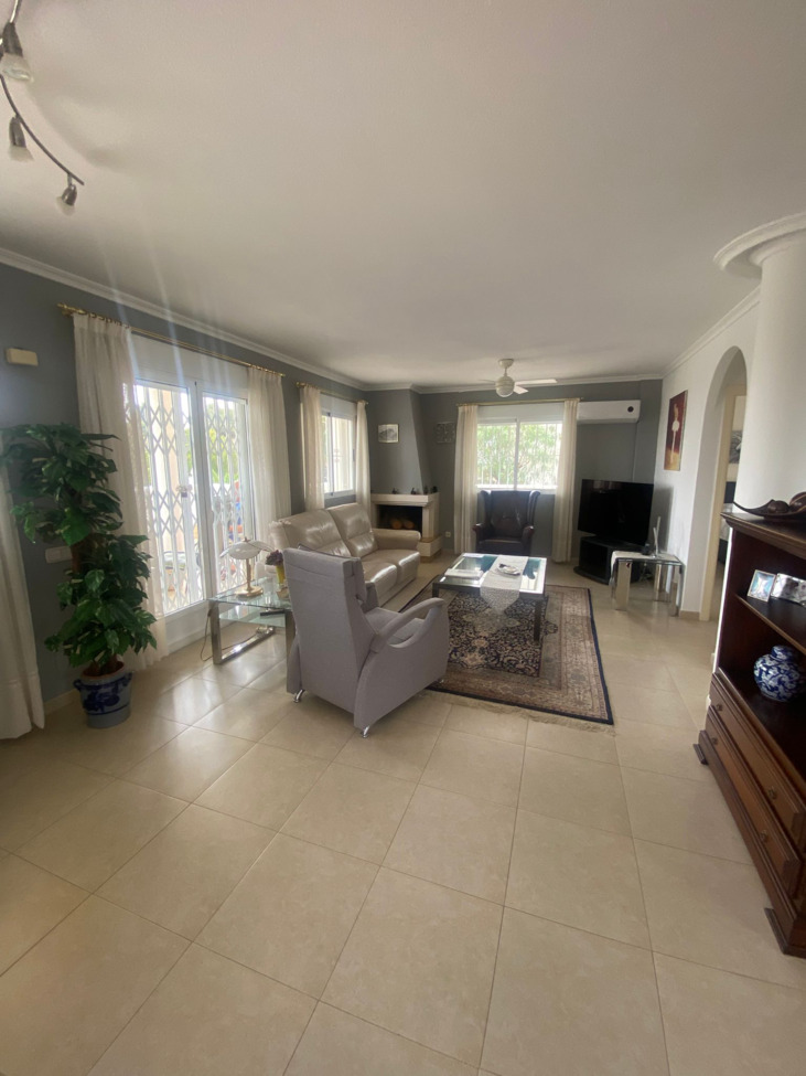 For sale - 3 Bedroom 2 Bathroom Villa in Algorfa - Inland  - Alicante