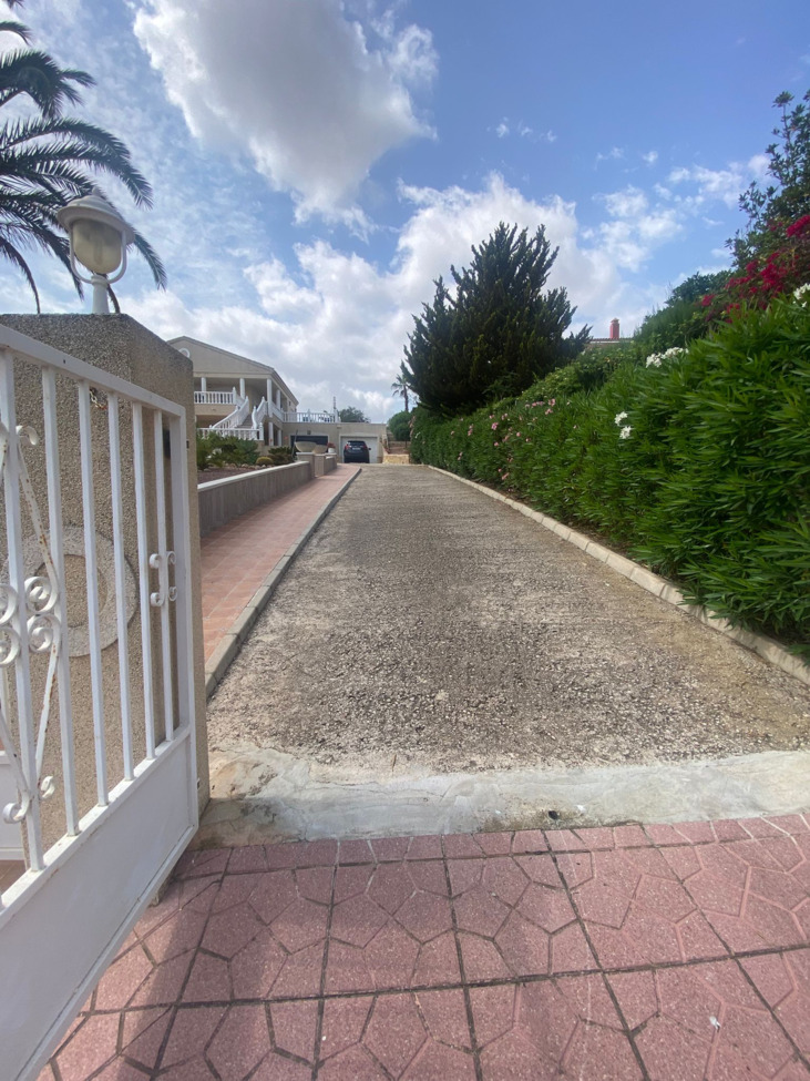 For sale - 3 Bedroom 2 Bathroom Villa in Algorfa - Inland  - Alicante