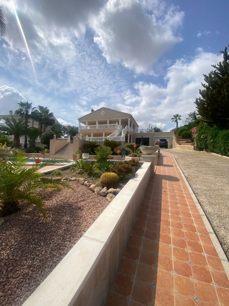 For sale - 3 Bedroom 2 Bathroom Villa in Algorfa - Inland  - Alicante
