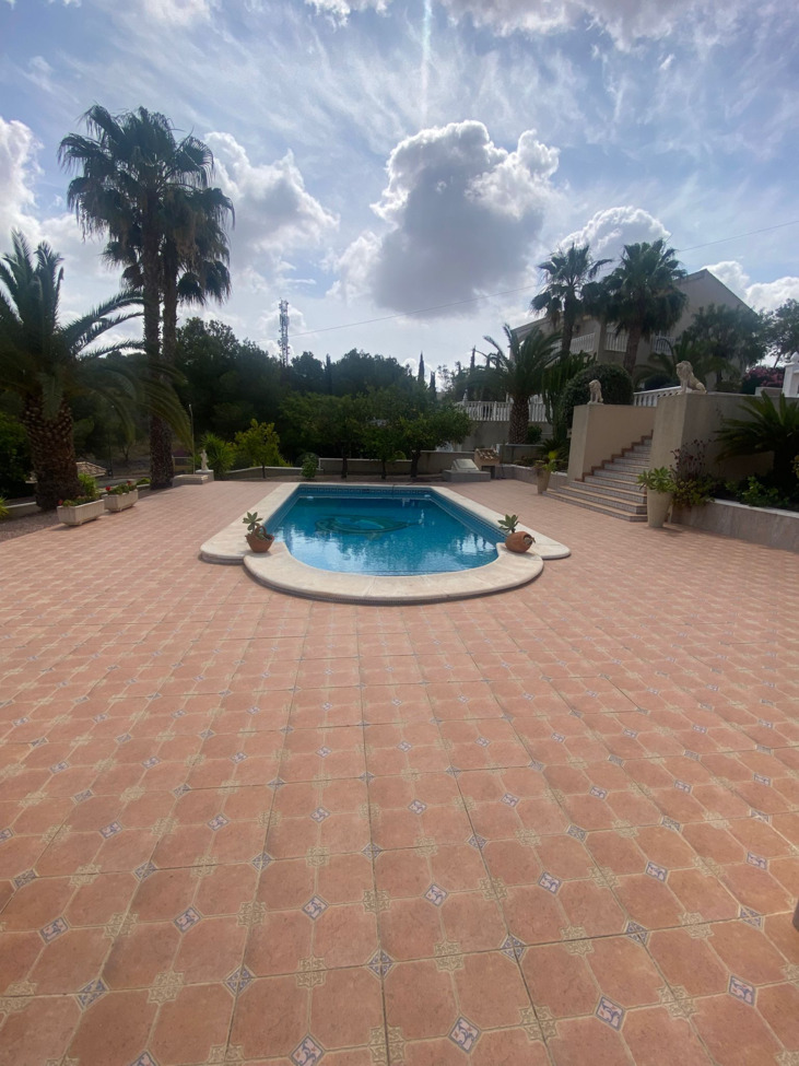 For sale - 3 Bedroom 2 Bathroom Villa in Algorfa - Inland  - Alicante