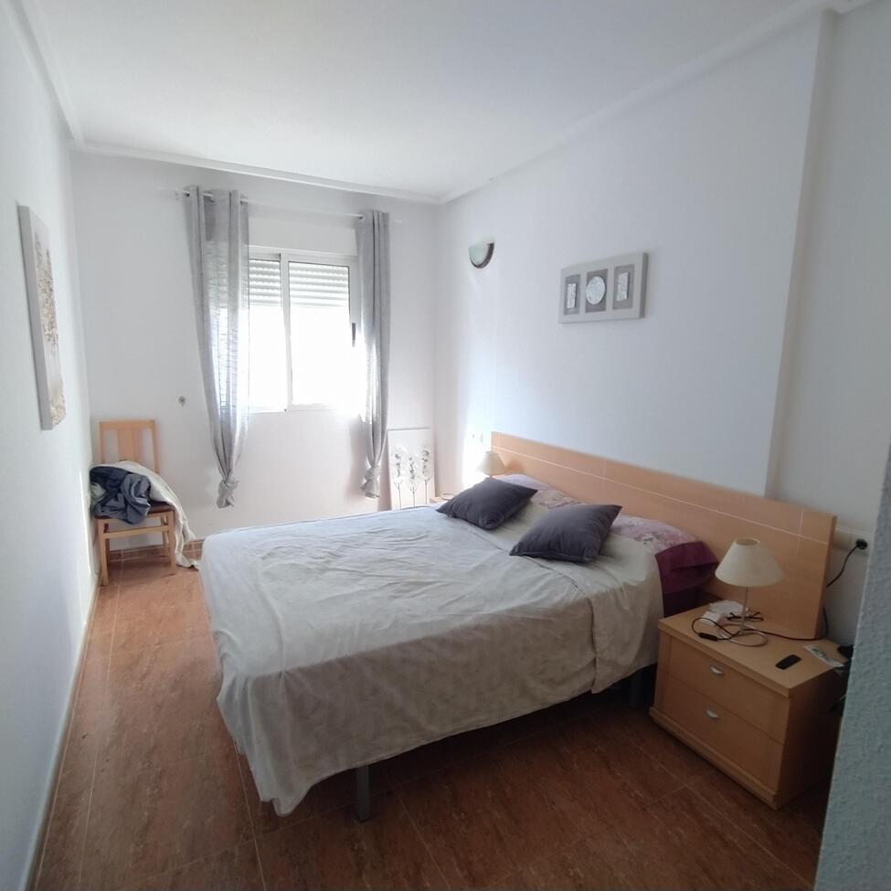 For sale - 2 Bedroom 1 Bathroom Apartment in Torrevieja -  - Alicante