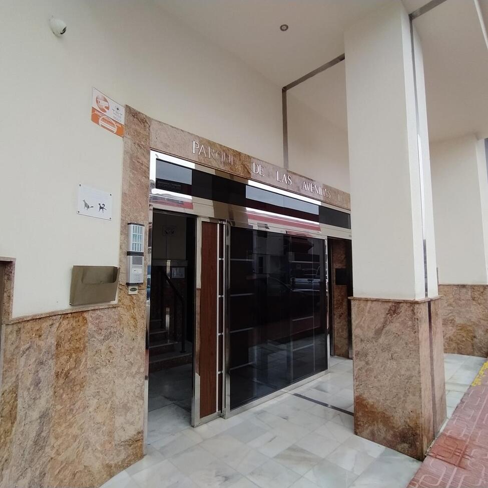 For sale - 2 Bedroom 1 Bathroom Apartment in Torrevieja -  - Alicante