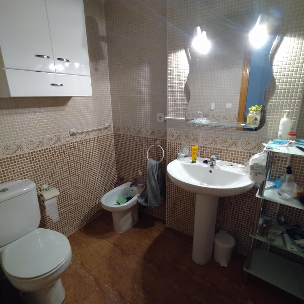 For sale - 2 Bedroom 1 Bathroom Apartment in Torrevieja -  - Alicante
