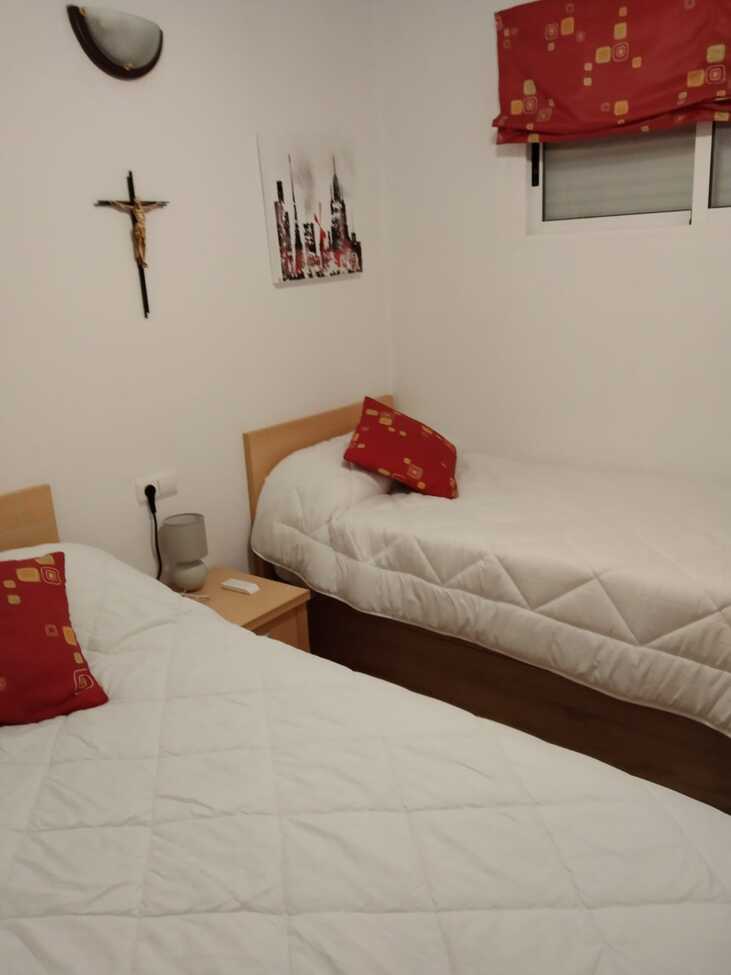 For sale - 2 Bedroom 1 Bathroom Apartment in Torrevieja -  - Alicante
