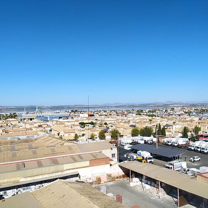 For sale - 2 Bedroom 1 Bathroom Apartment in Torrevieja -  - Alicante