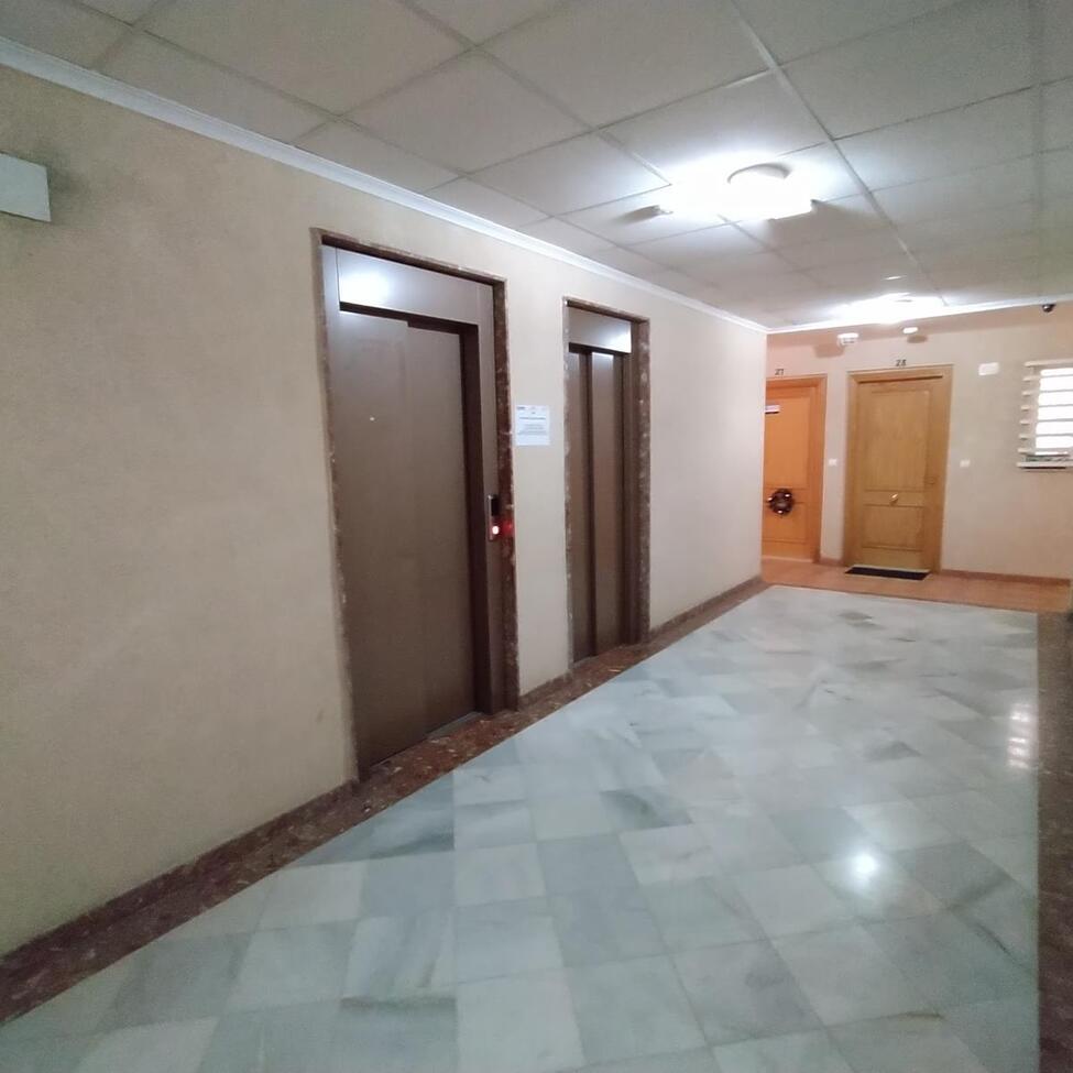 For sale - 2 Bedroom 1 Bathroom Apartment in Torrevieja -  - Alicante