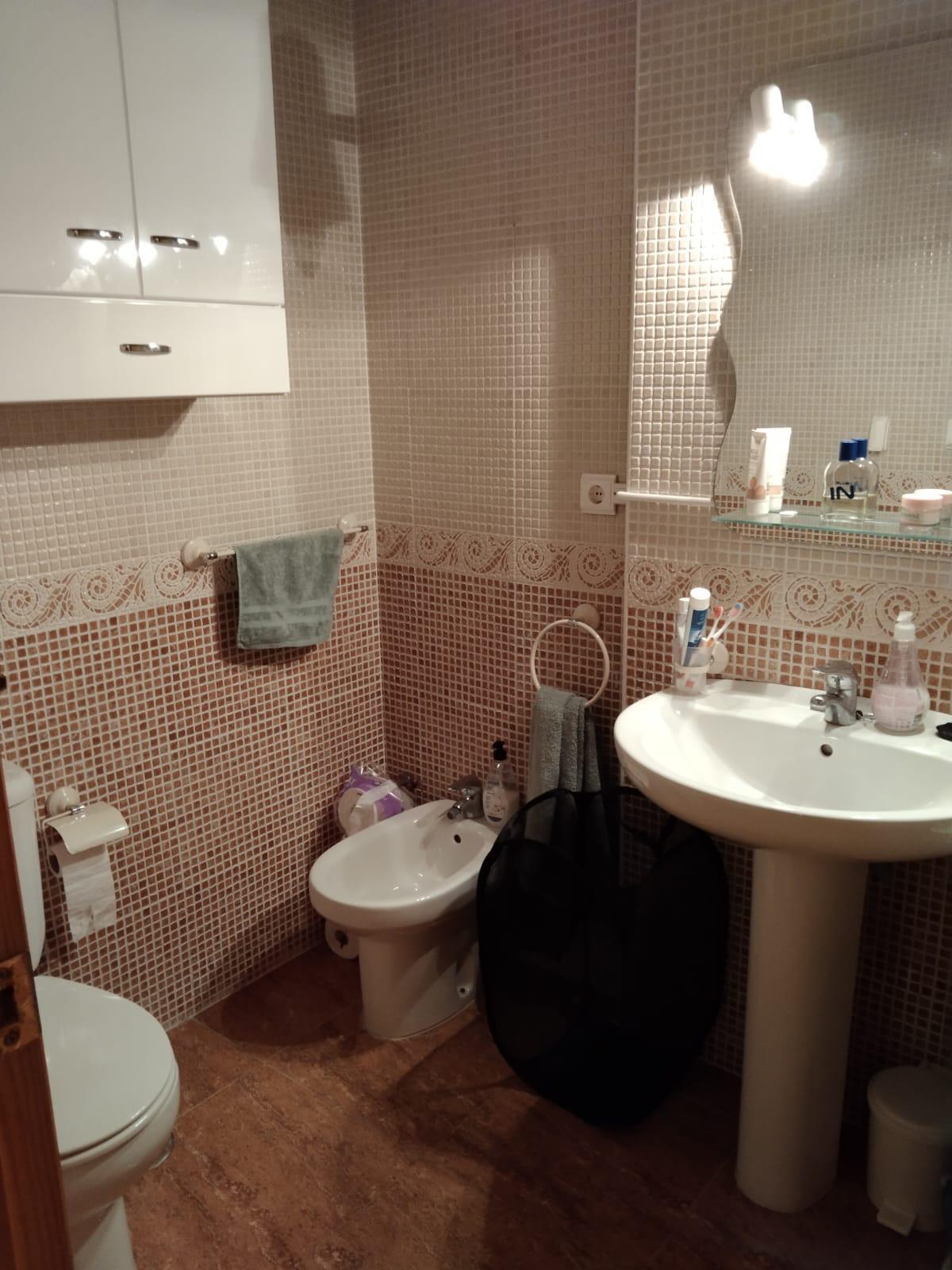 For sale - 2 Bedroom 1 Bathroom Apartment in Torrevieja - Parque Acuático - Sector 25  - Alicante