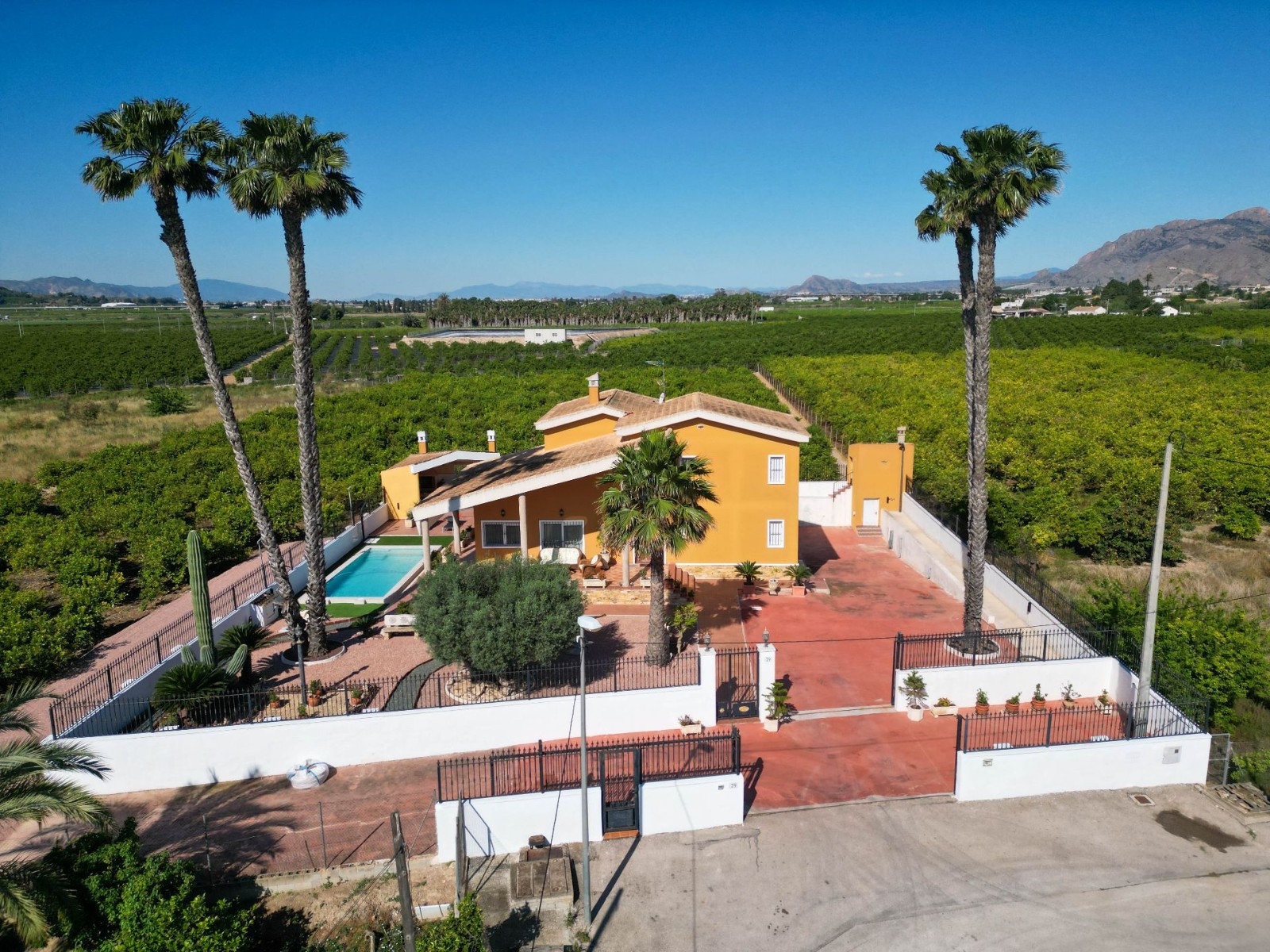 Sold - 5 Bedroom 3 Bathroom Villa in Orihuela - Inland  - Alicante