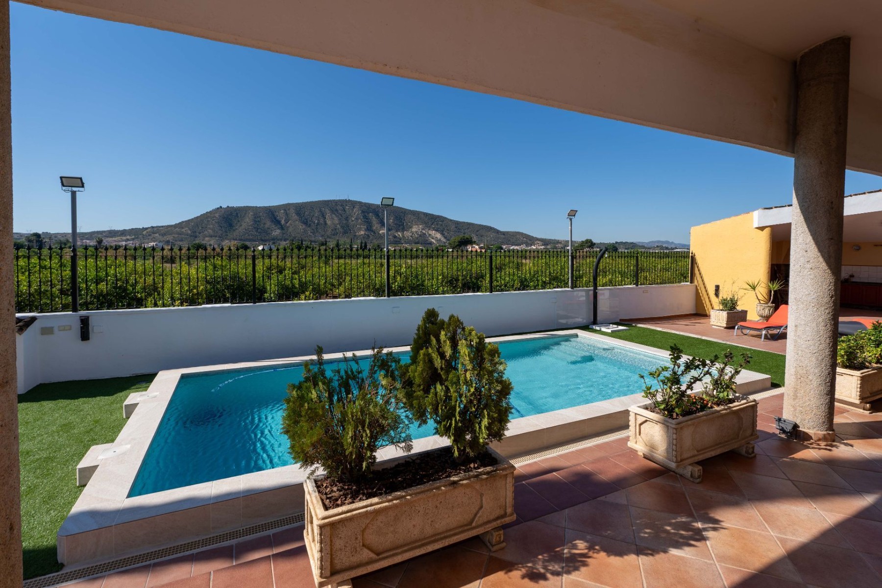 Sold - 5 Bedroom 3 Bathroom Villa in Orihuela - Inland  - Alicante