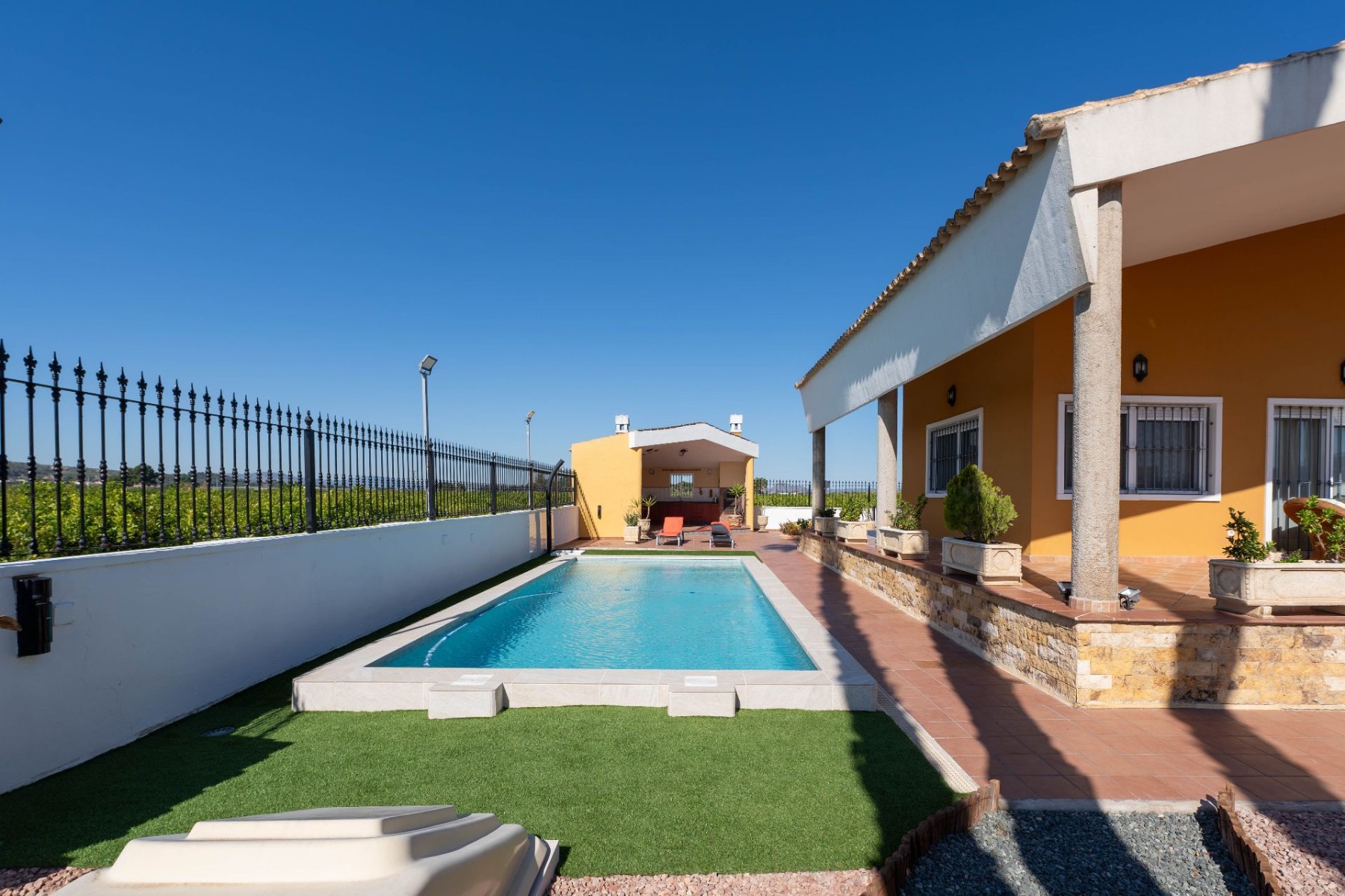 Sold - 5 Bedroom 3 Bathroom Villa in Orihuela - Inland  - Alicante