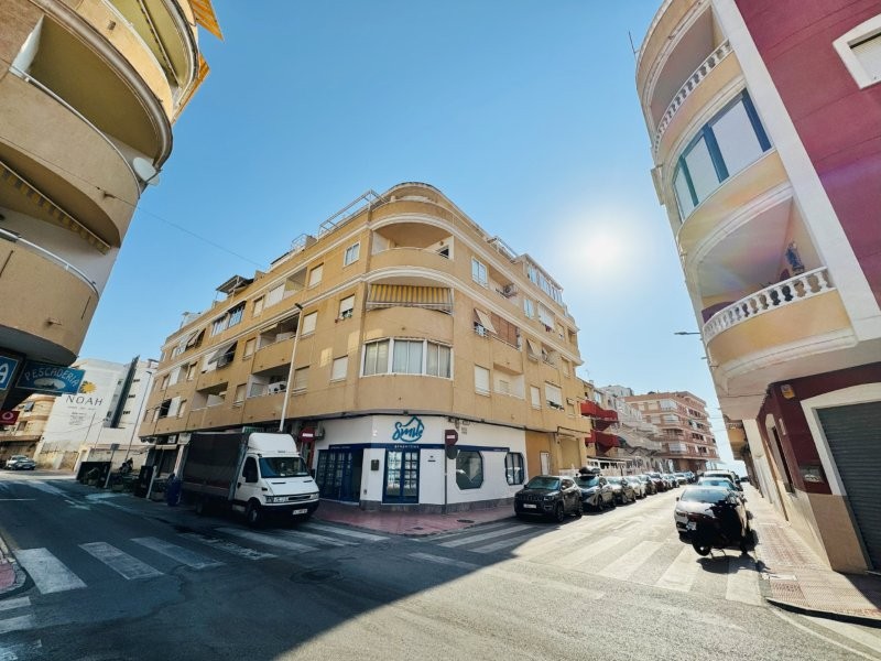 For sale - 2 Bedroom 1 Bathroom Apartment in La Mata - Costa Blanca  - Alicante