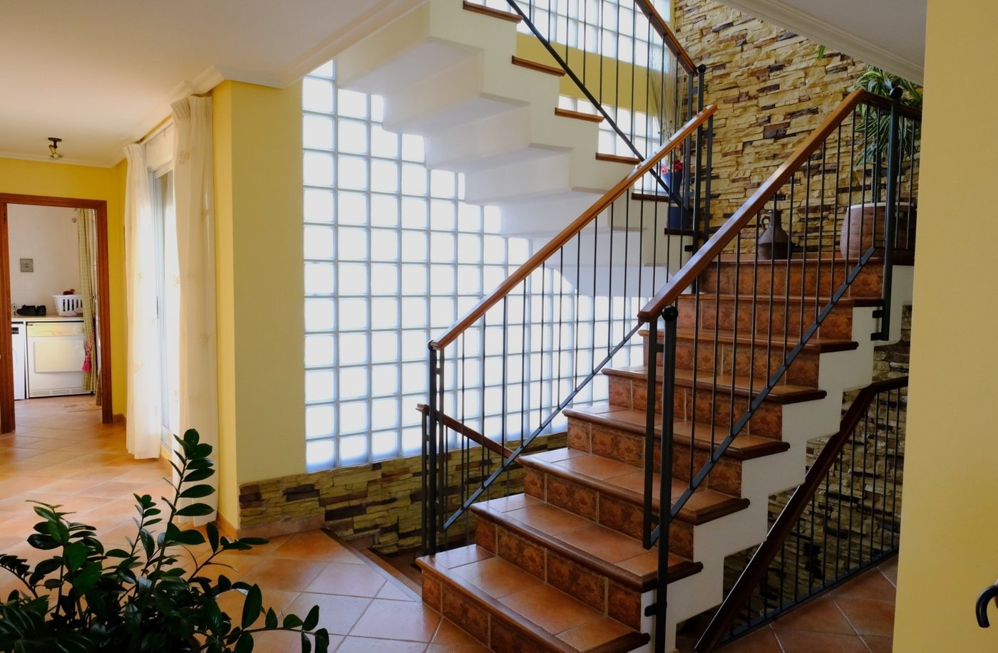 For sale - 5 Bedroom 3 Bathroom Villa in Orihuela - Orihuela Ciudad  - Alicante
