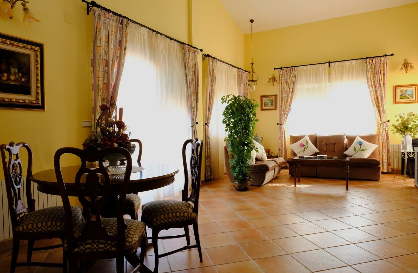 For sale - 5 Bedroom 3 Bathroom Villa in Orihuela - Orihuela Ciudad  - Alicante