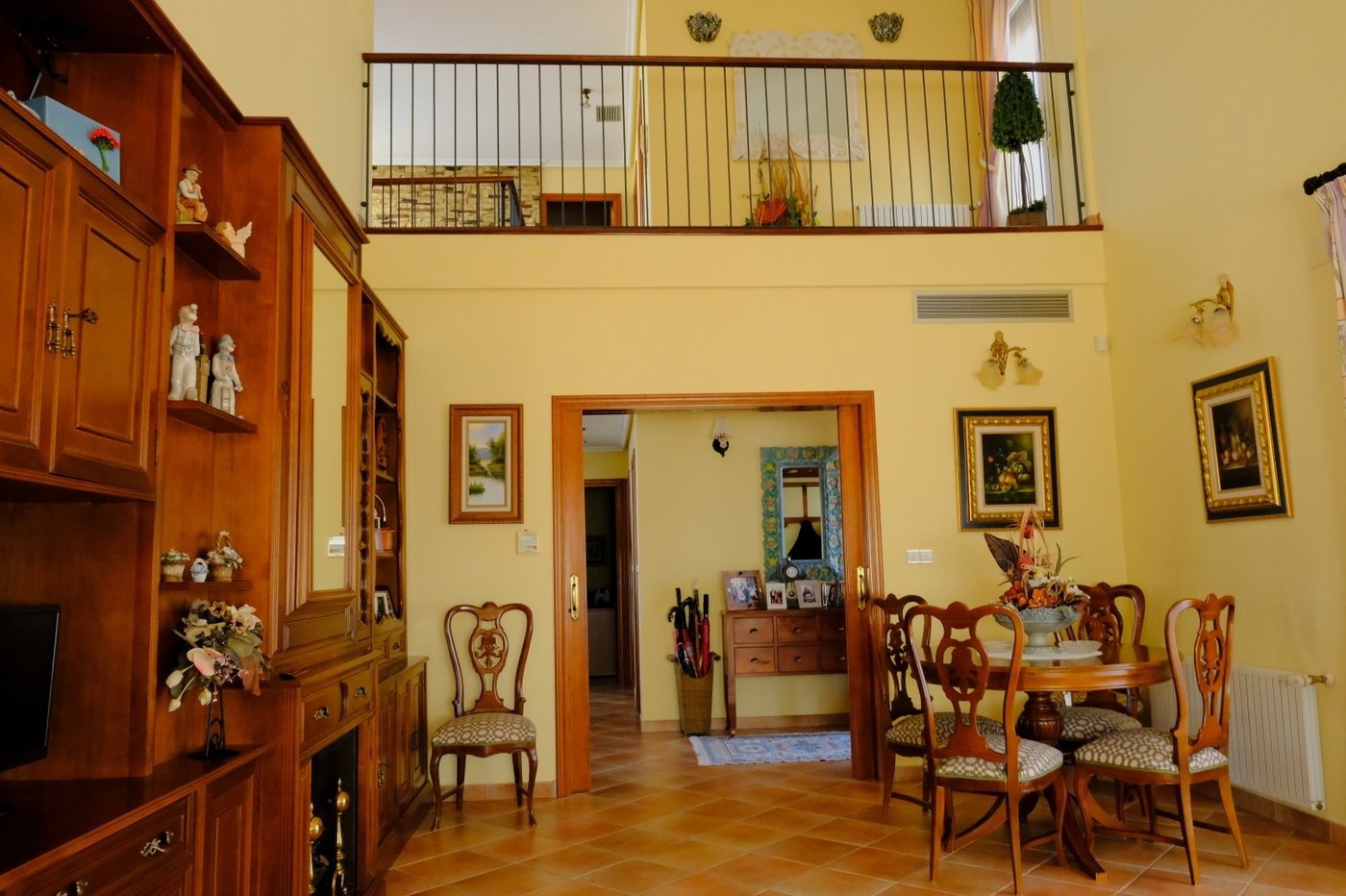 For sale - 5 Bedroom 3 Bathroom Villa in Orihuela - Orihuela Ciudad  - Alicante