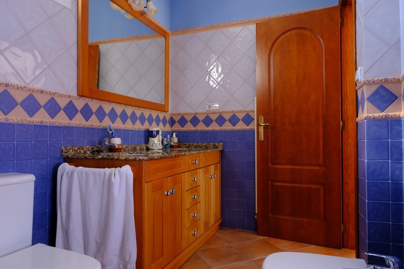 For sale - 5 Bedroom 3 Bathroom Villa in Orihuela - Orihuela Ciudad  - Alicante