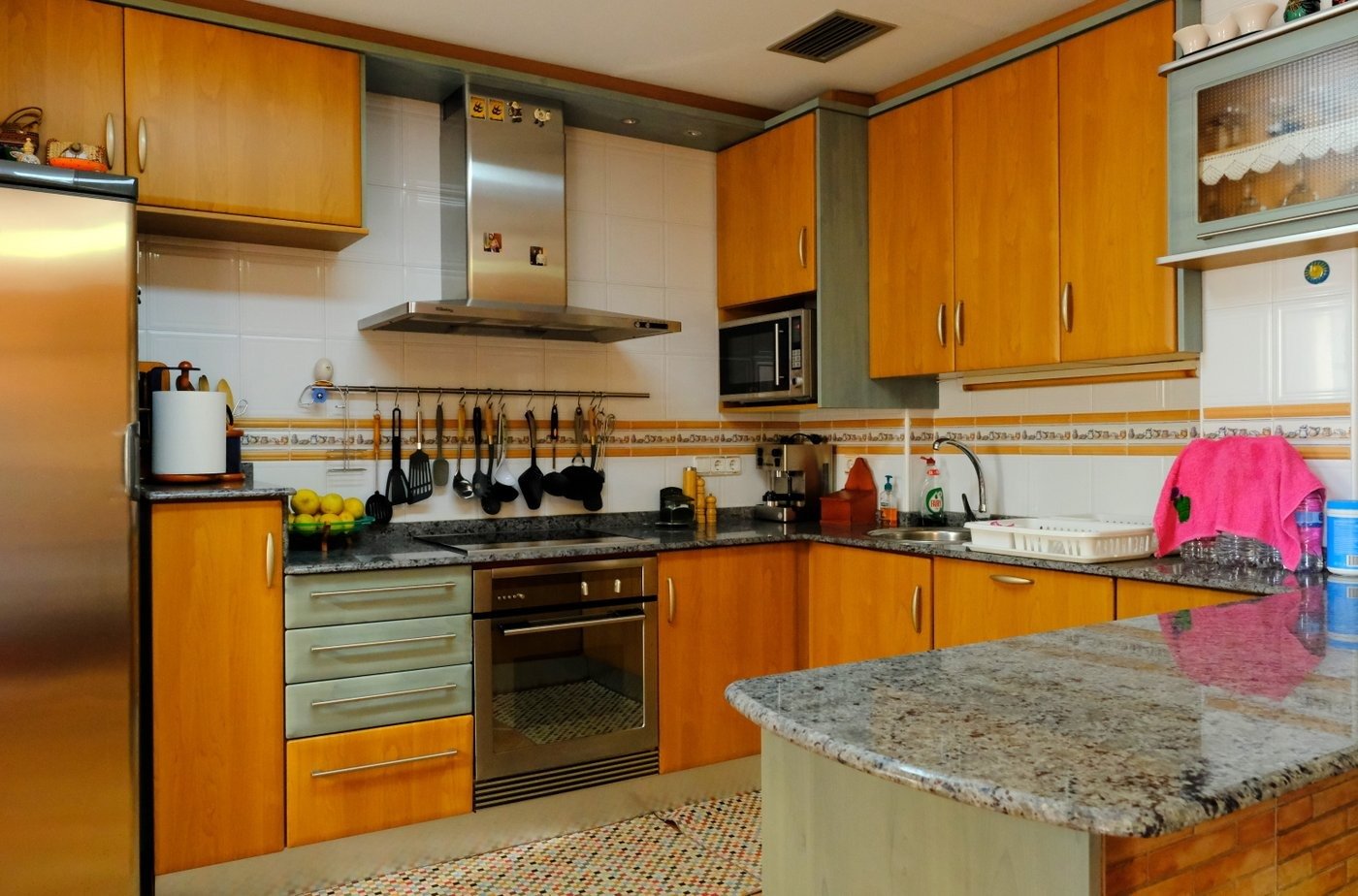 For sale - 5 Bedroom 3 Bathroom Villa in Orihuela - Orihuela Ciudad  - Alicante