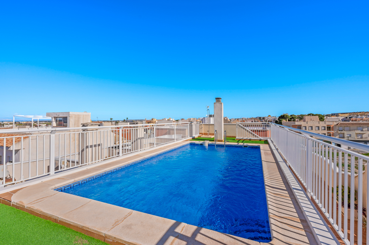 For sale - 2 Bedroom 1 Bathroom Apartment in Algorfa - Inland  - Alicante