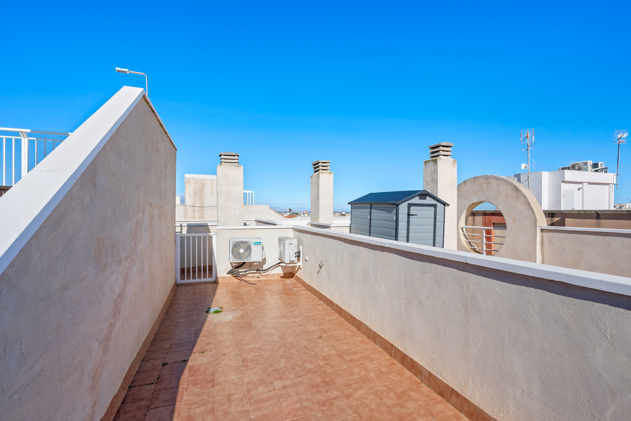 For sale - 2 Bedroom 1 Bathroom Apartment in Algorfa - Inland  - Alicante