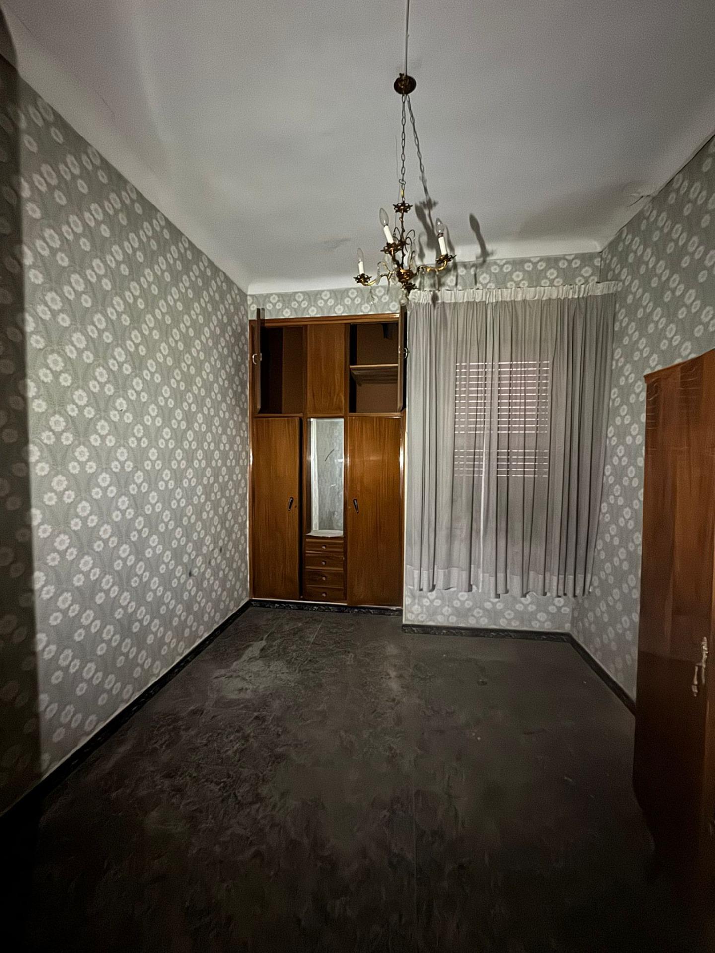For sale - 7 Bedroom 3 Bathroom Town House in Orihuela - Orihuela Ciudad  - Alicante